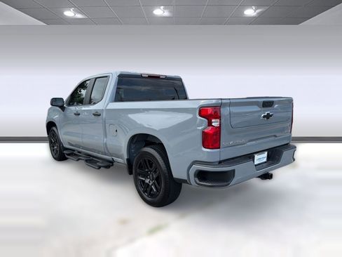 Certified 2025 Chevrolet Silverado 1500 Custom w/ LPO, Dark Essentials Package RWD image 3