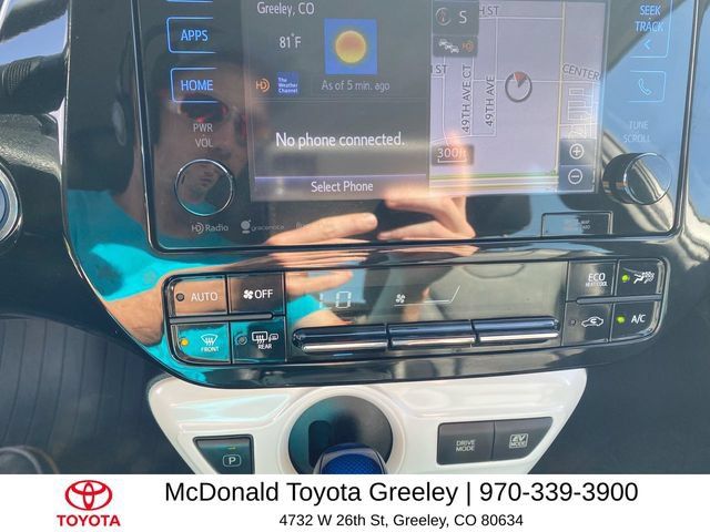 Used 2017 Toyota Prius Four FWD image 19