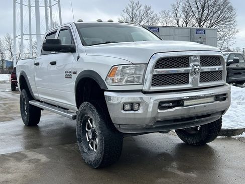 Used 2017 RAM 2500 Tradesman w/ Chrome Appearance Group image 4