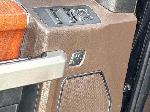 Used 2019 Ford F150 King Ranch AWD/4WD image 16