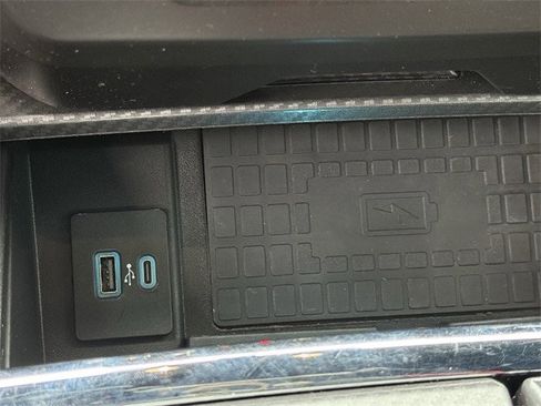 Used 2021 Ford Expedition Limited image 22