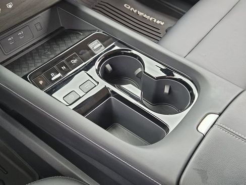 Used 2025 Nissan Murano SV image 20