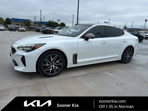 Used 2022 Kia Stinger GT-Line RWD image 1