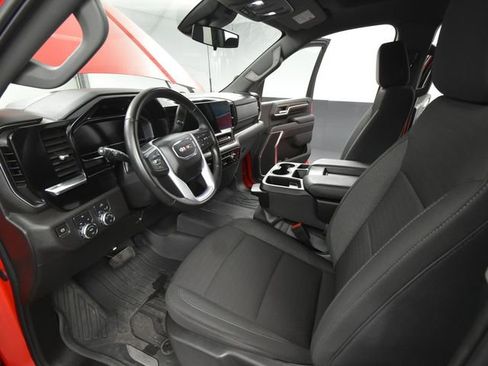 Used 2024 GMC Sierra 2500 SLE image 23