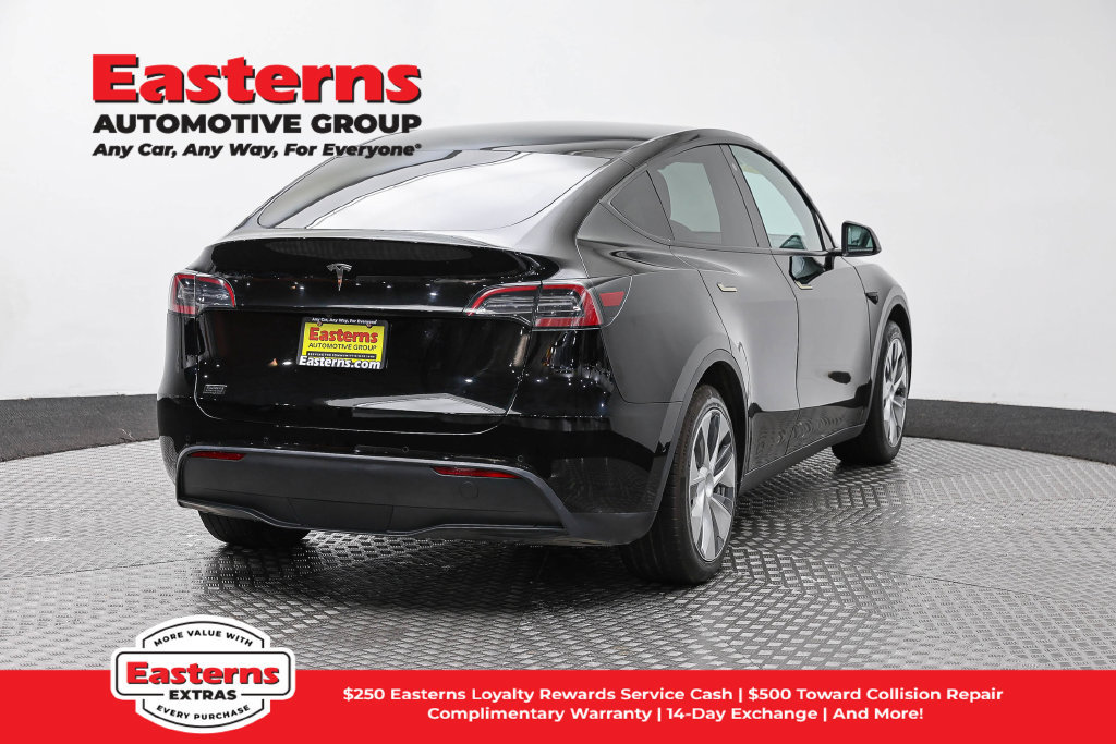 Used 2022 Tesla Model Y Long Range AWD/4WD image 6