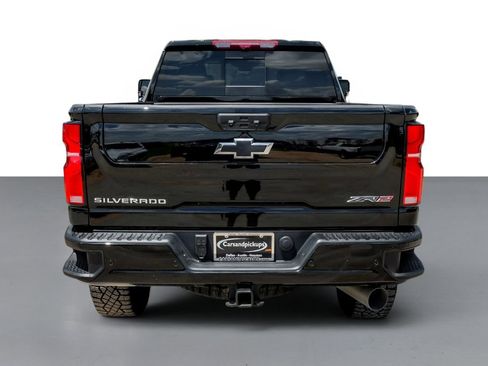Used 2025 Chevrolet Silverado 2500 ZR2 w/ Technology Package AWD/4WD image 61