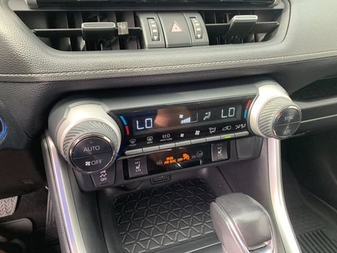 Used 2023 Toyota RAV4 XLE Premium AWD/4WD image 23