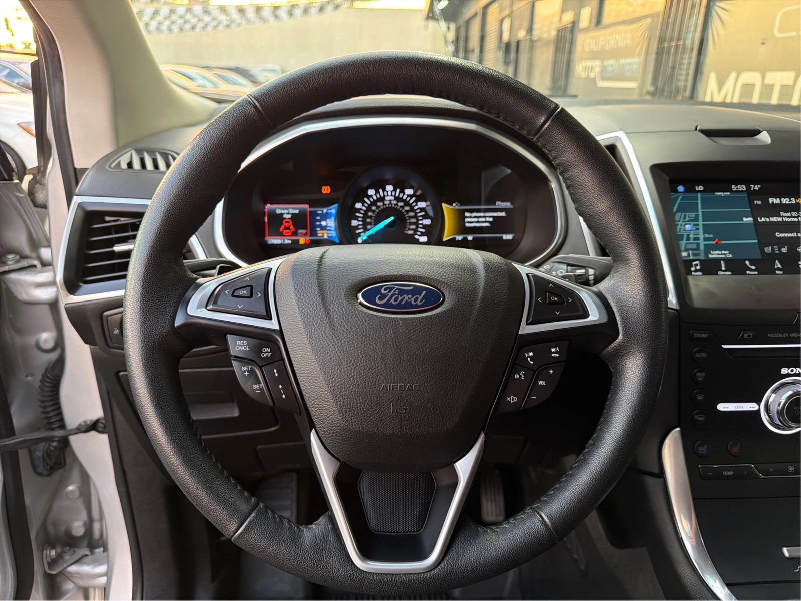 Used 2017 Ford Edge Titanium w/ Equipment Group 302A AWD/4WD image 17