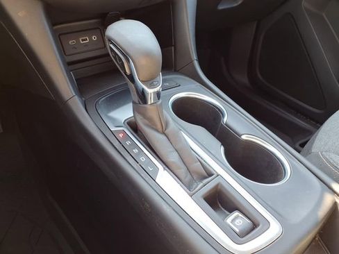 Used 2022 Chevrolet Equinox LT image 8