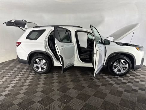 Certified 2026 Honda Pilot EX-L image 16