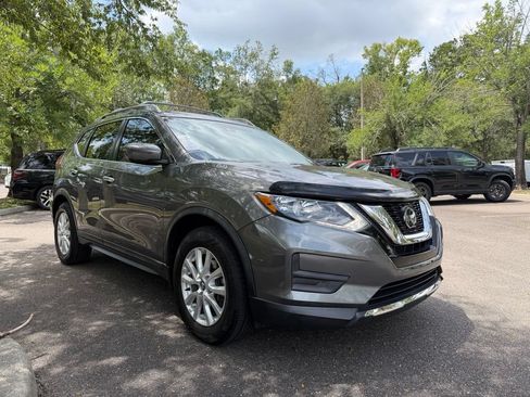 Used 2019 Nissan Rogue S w/ Special Edition Package FWD image 1