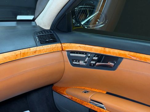 Used 2007 Mercedes-Benz S 65 AMG image 26
