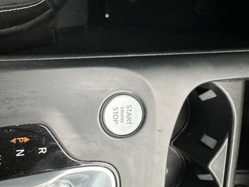 Used 2019 INFINITI QX50 Essential w/ Premium Heat Package image 16