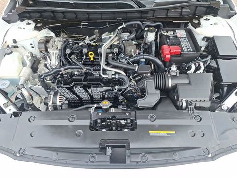 Certified 2024 Nissan Altima 2.5 S FWD image 32