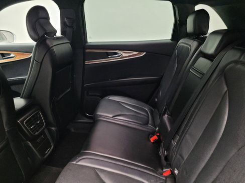 Used 2016 Lincoln MKX Reserve FWD image 18