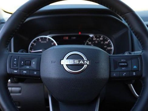 Certified 2026 Nissan Rogue SV AWD/4WD image 9