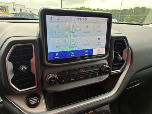 Certified 2022 Ford Bronco Sport Outer Banks w/ Tech Package AWD/4WD image 19