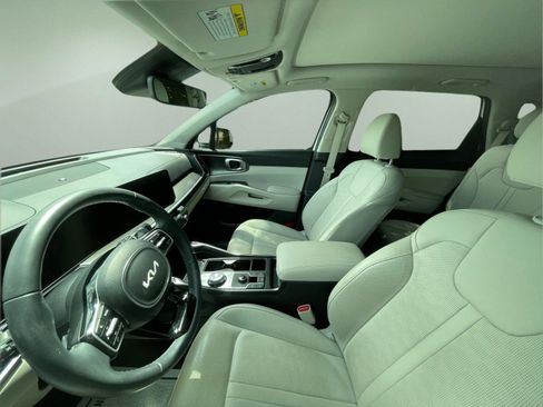 Used 2025 Kia Sorento EX w/ EX Panoramic Sunroof Package FWD image 23