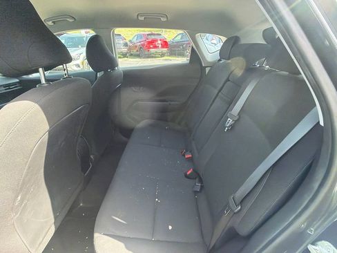 Used 2024 Hyundai Kona SE FWD image 9