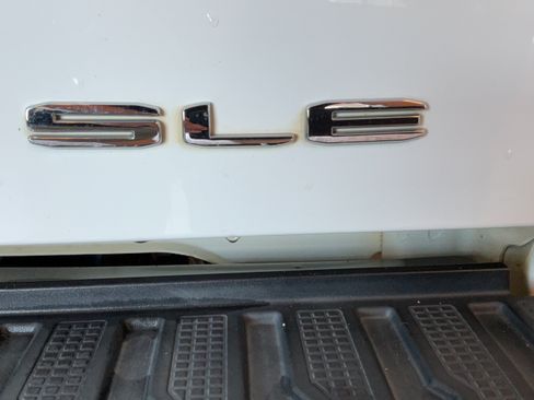 Used 2022 GMC Sierra 1500 SLE AWD/4WD image 42