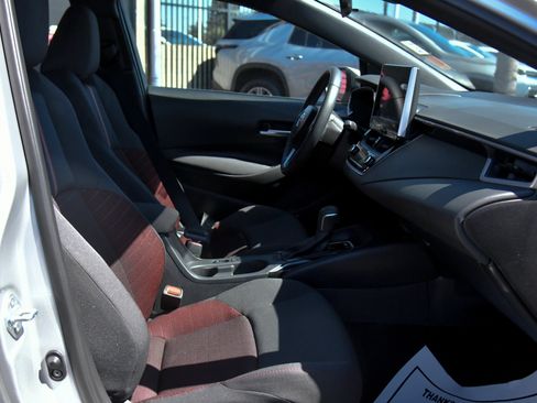 Used 2026 Toyota Corolla SE w/ SE Package FWD image 46