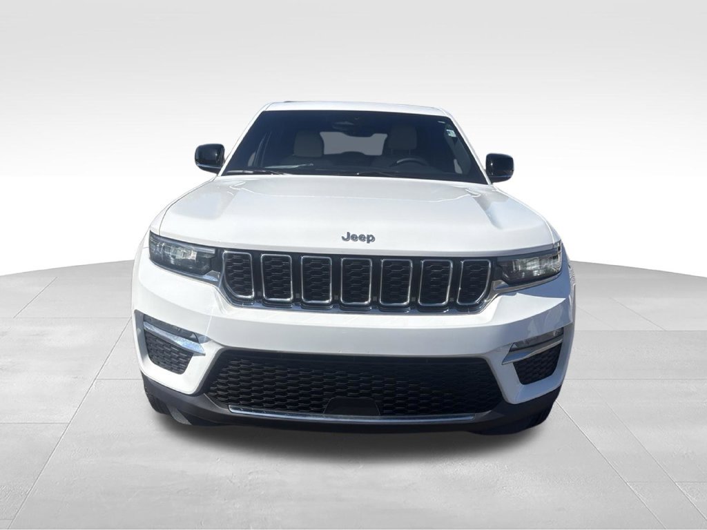 Used 2023 Jeep Grand Cherokee Limited AWD/4WD image 9