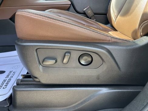 Used 2024 Chevrolet Tahoe High Country w/ Advanced Technology Package image 31