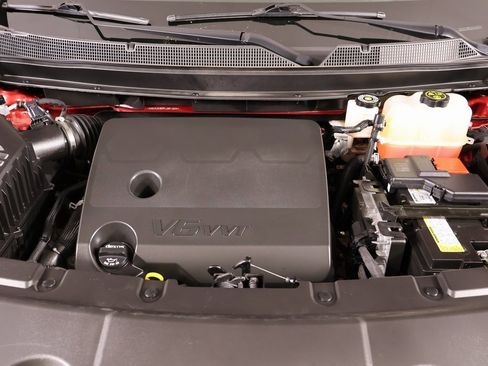 Used 2023 Chevrolet Traverse RS w/ LPO, Floor Liner Package image 20