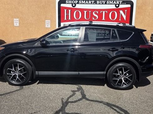 Used 2016 Toyota RAV4 SE AWD/4WD image 1
