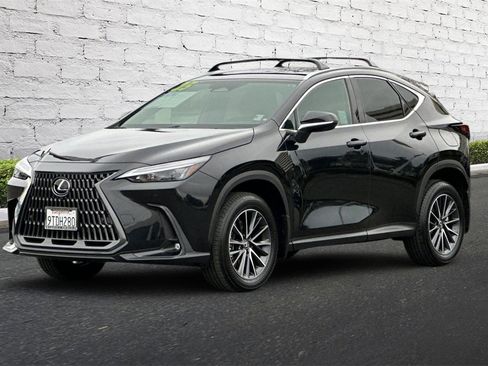 Used 2025 Lexus NX 350 AWD w/ Premium Package image 9