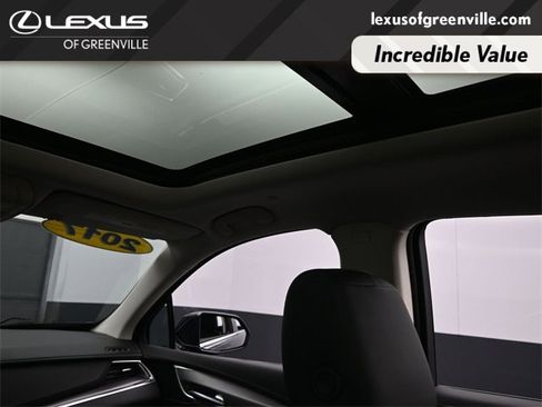 Used 2017 Cadillac XT5 Luxury w/ Driver Awareness Package image 25