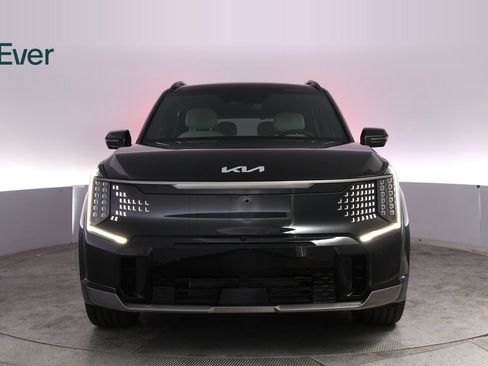 Used 2024 Kia EV9 GT-Line AWD/4WD image 12