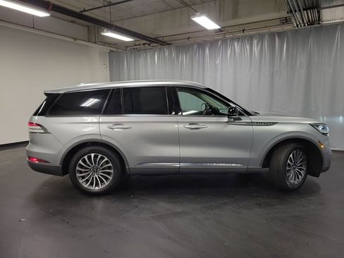 Used 2020 Lincoln Aviator Reserve w/ Equipment Group 201A image 10