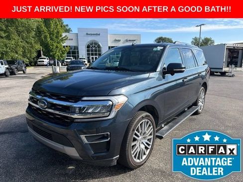 Used 2022 Ford Expedition Limited AWD/4WD image 1