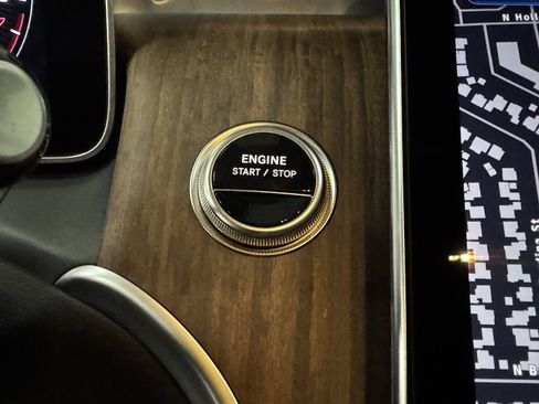 Certified 2025 Mercedes-Benz GLC 350e 4MATIC image 28