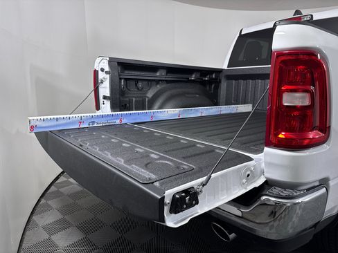 New 2026 RAM 1500 Tradesman AWD/4WD image 14
