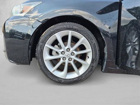 Used 2013 Lexus CT 200h w/ Premium Pkg w/Backup Camera FWD image 9