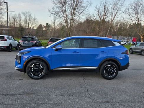 New 2026 Kia Sportage EX AWD/4WD image 4