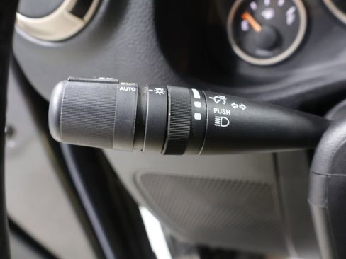 Used 2016 Jeep Wrangler Unlimited Sahara AWD/4WD image 32