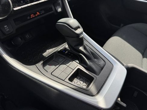 Certified 2023 Toyota RAV4 LE AWD/4WD image 15