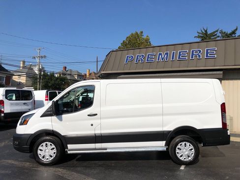 Used 2025 Ford Transit 250 Low Roof w/ Exterior Upgrade Package RWD image 3