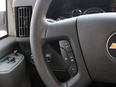 Used 2022 Chevrolet Express 2500 w/ Driver Convenience Package RWD image 10