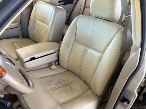 Used 2008 Lincoln Town Car Signature Limited image 21