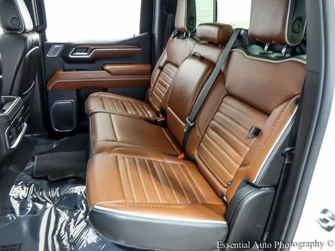 Used 2023 GMC Sierra 1500 Denali Ultimate AWD/4WD image 13