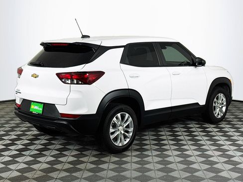 Used 2022 Chevrolet TrailBlazer LS AWD/4WD image 8
