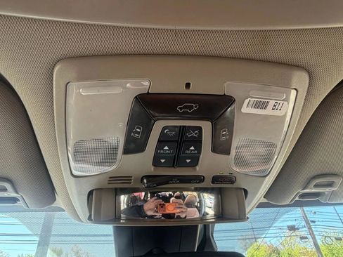 Used 2019 Toyota Sienna Limited Premium AWD/4WD image 35