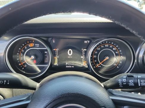 Used 2022 Jeep Wrangler Unlimited Sport AWD/4WD image 9