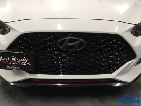 Used 2021 Hyundai Veloster Turbo image 16