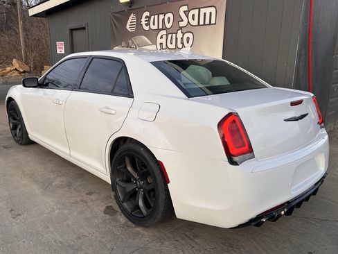 Used 2021 Chrysler 300 S image 5
