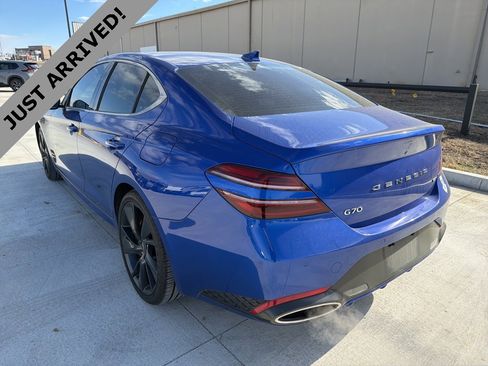 Used 2022 Genesis G70 3.3T image 7